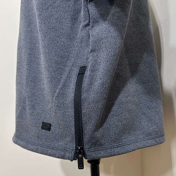 NWT OGIO || Ladies' Transition Pullover Fleece size medium - Picture 9 of 11